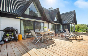 Lovely Apartment In Gudhjem With Kitchen in Gudhjem